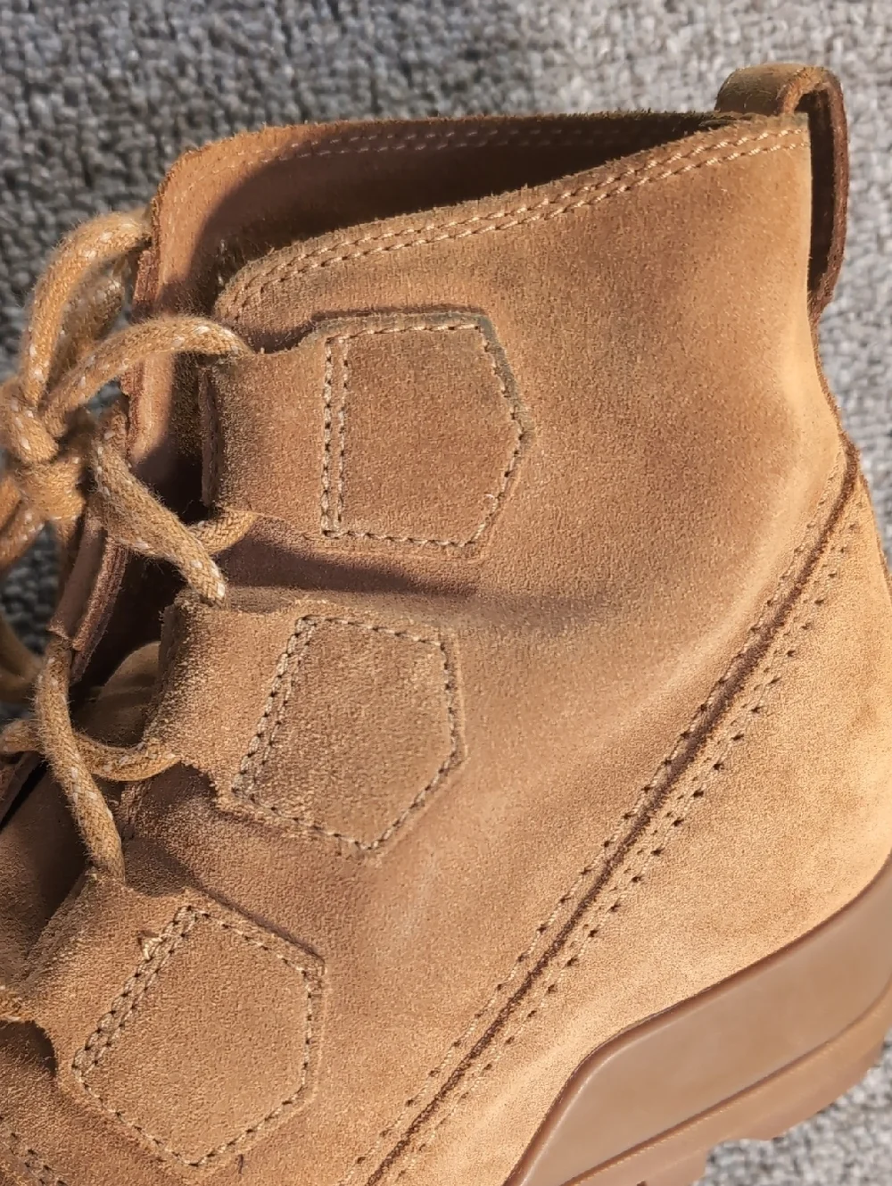 Sorel Evie Wedge Lace Boot size 7.5 Tan Leather Suede